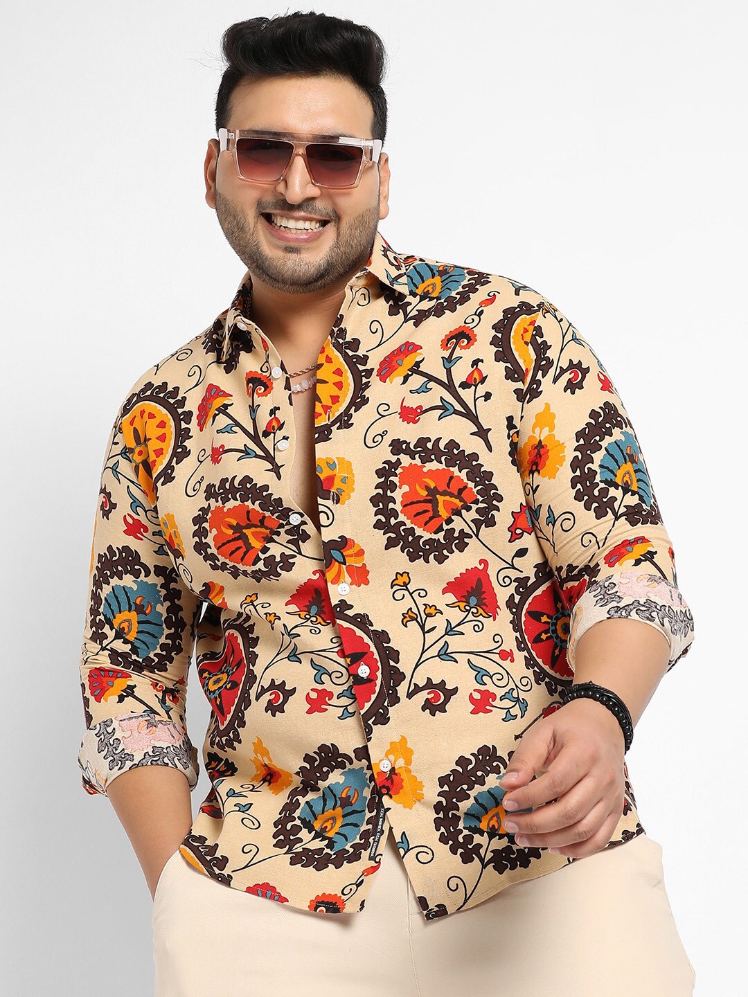 

Instafab Plus Classic Ethnic Motifs Printed Spread Collar Casual Shirt, Beige