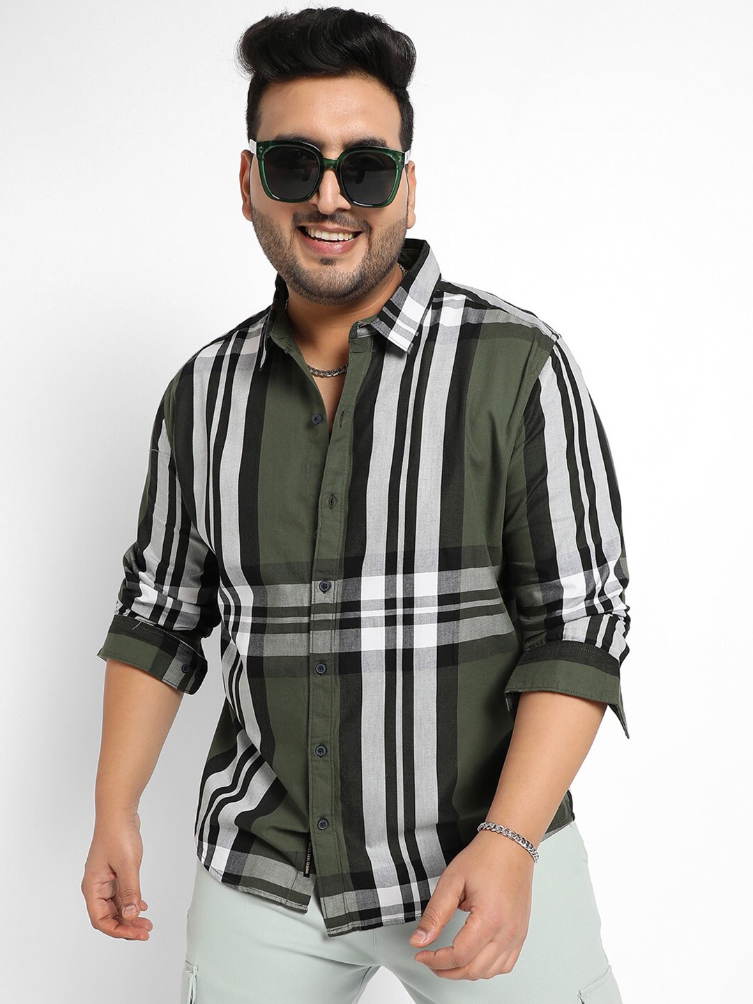 

Instafab Plus Size Classic Regular Fit Tartan Checked Cotton Casual Shirt, Green