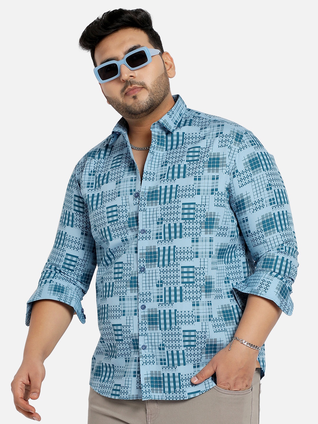 

Instafab Plus Plus Size Classic Geometric Printed Casual Shirt, Blue