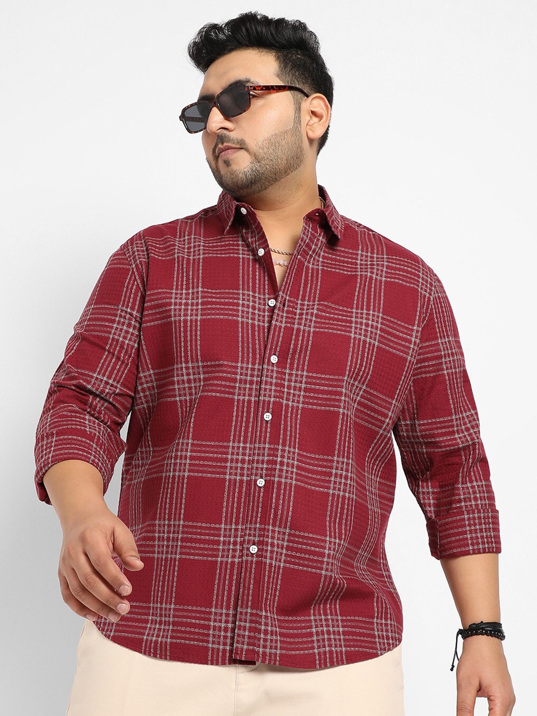 

Instafab Plus Classic Tartan Checks Opaque Checked Casual Shirt, Maroon