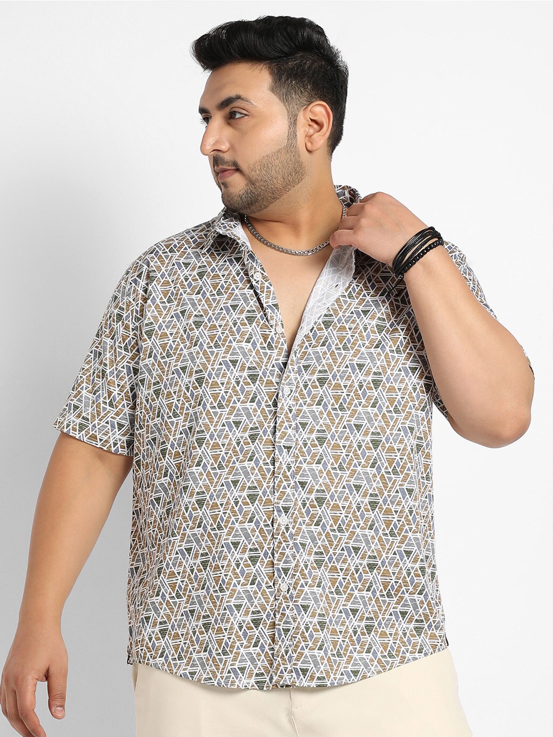 

Instafab Plus Classic Floral Opaque Printed Casual Shirt, Multi