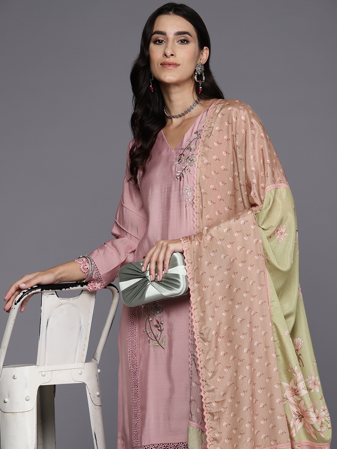 

Indo Era Women Floral Embroidered Regular Sequinned Kurta with Trousers & With Dupatta, Mauve