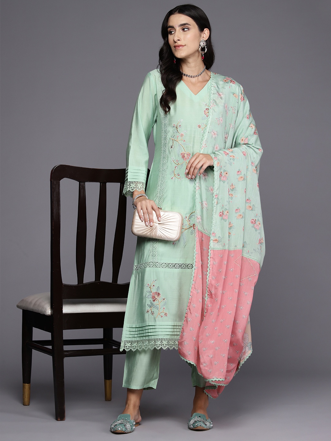

Indo Era Women Floral Embroidered Regular Sequinned Kurta with Trousers & Dupatta, Sea green