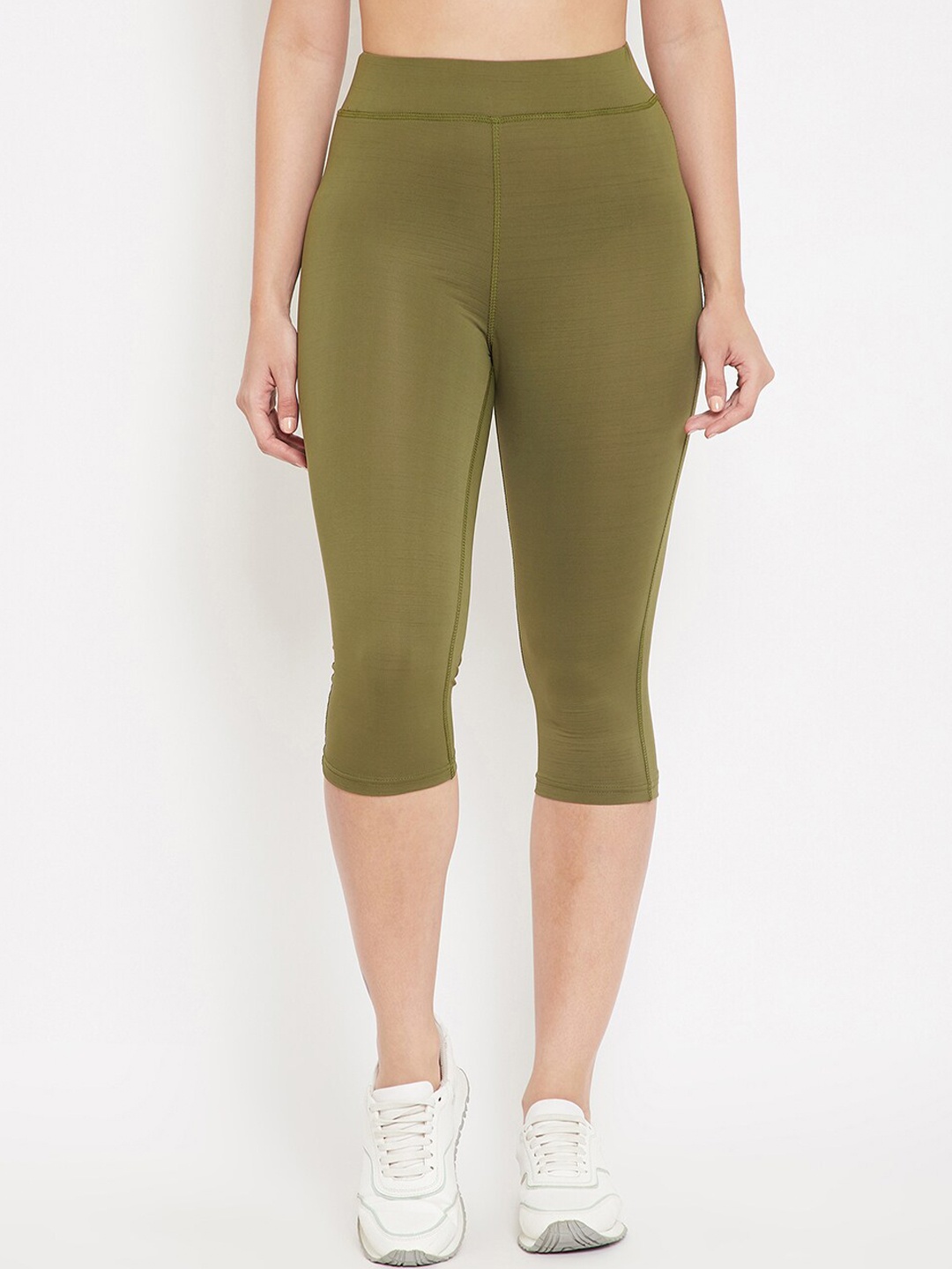 

URKNIT Mid-Rise Slim Fit Capris, Olive