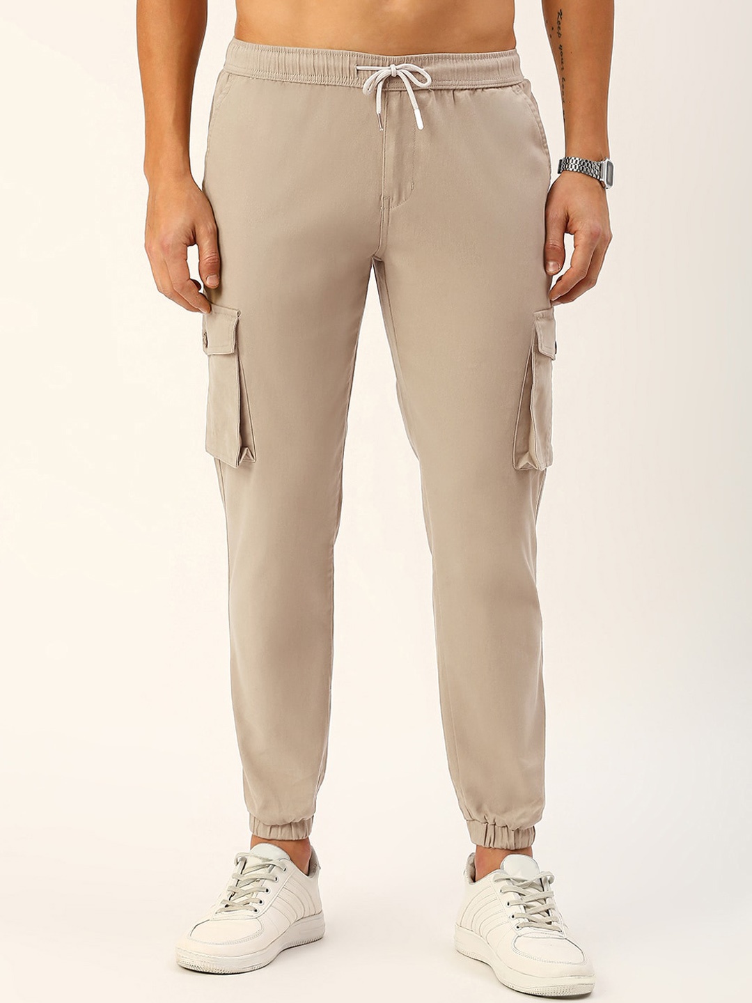 

Metronaut Men Smart Slim Fit Easy Wash Cargos Trousers, Beige