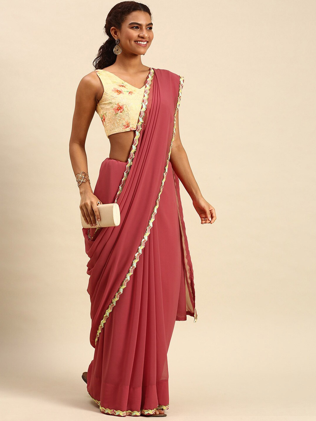 

Ethnovog Embroidered Sequined Saree, Pink