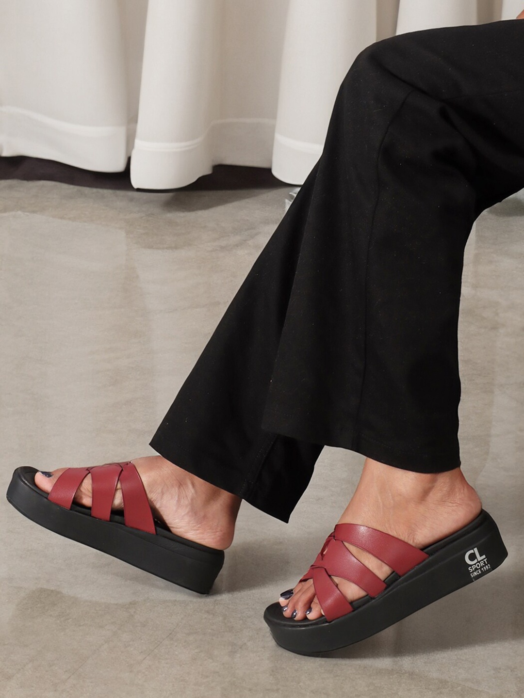 

Carlton London sports Strappy Open Toe Flatform Heels, Red