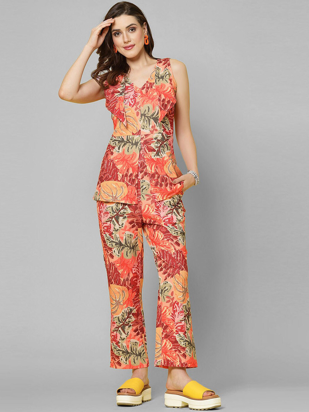 

Selvia Tropical Printed V-Neck Top With Slip-On Closure Trousers, Red