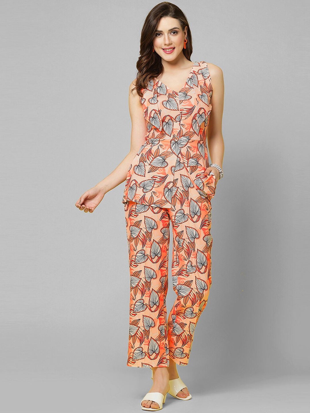 

Selvia Printed V-Neck Top With Straight Trousers, Peach