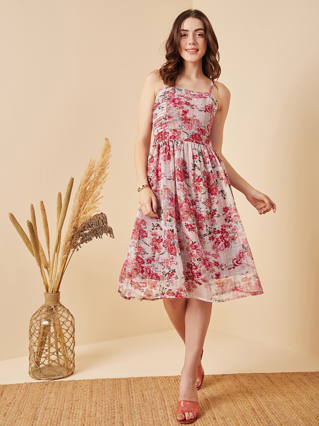 

Marie Claire Mauve & Red Floral Printed Smocked Sleeveless Fit & Flare Dress