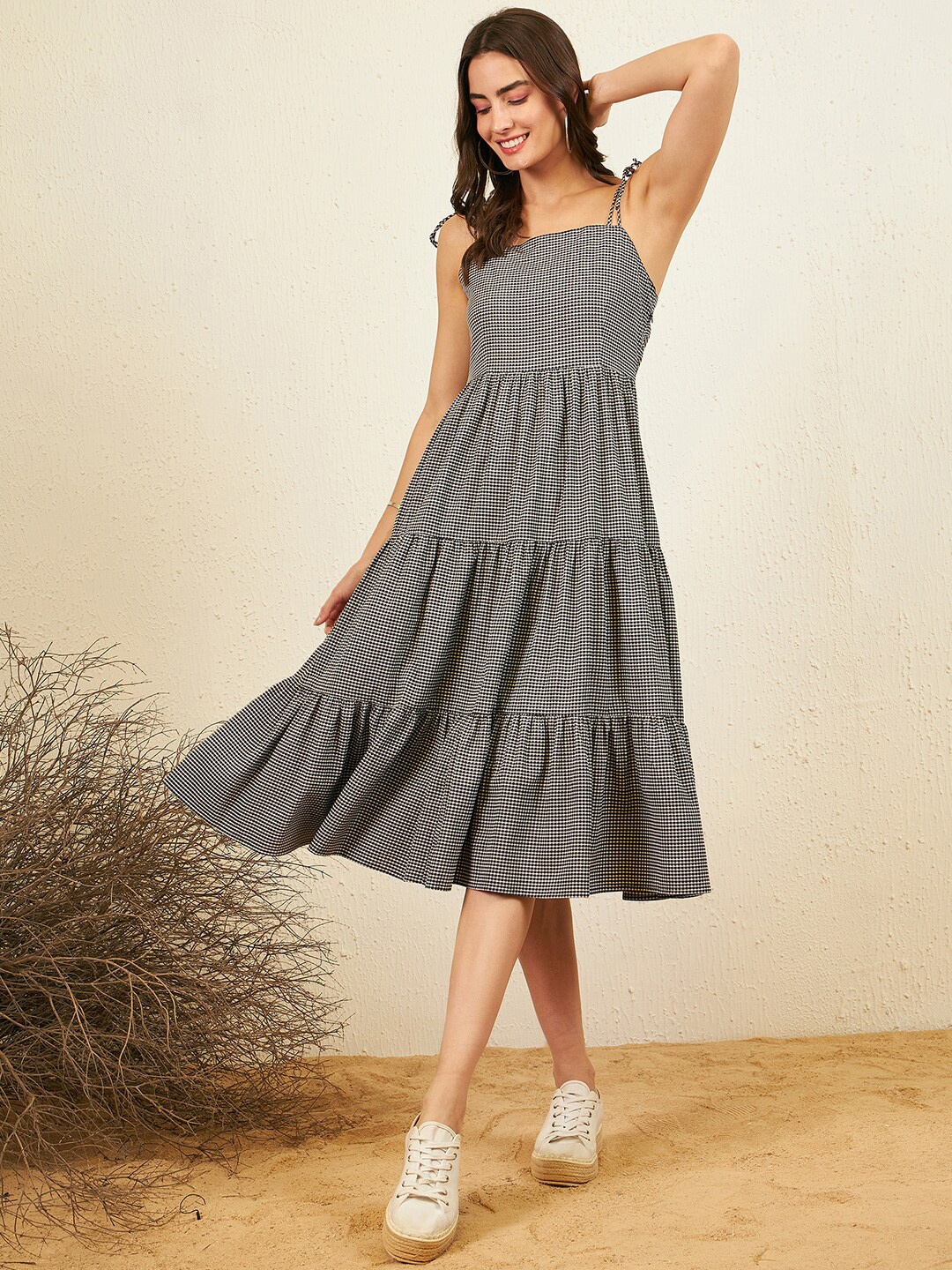 

RARE Crepe A-Line Dress, Black
