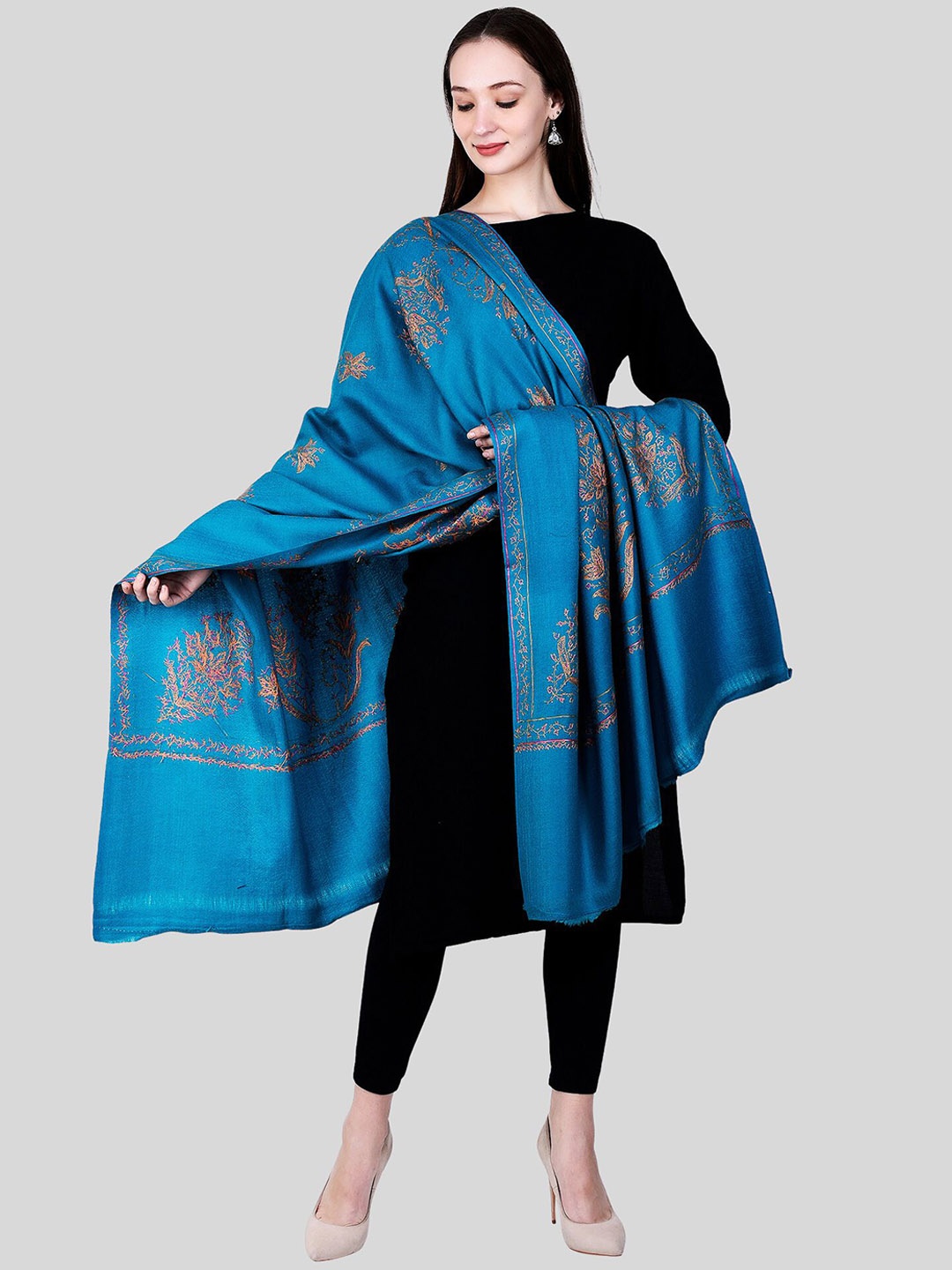 

SWI Stylish Floral Embroidered Pure Woollen Shawl, Turquoise blue
