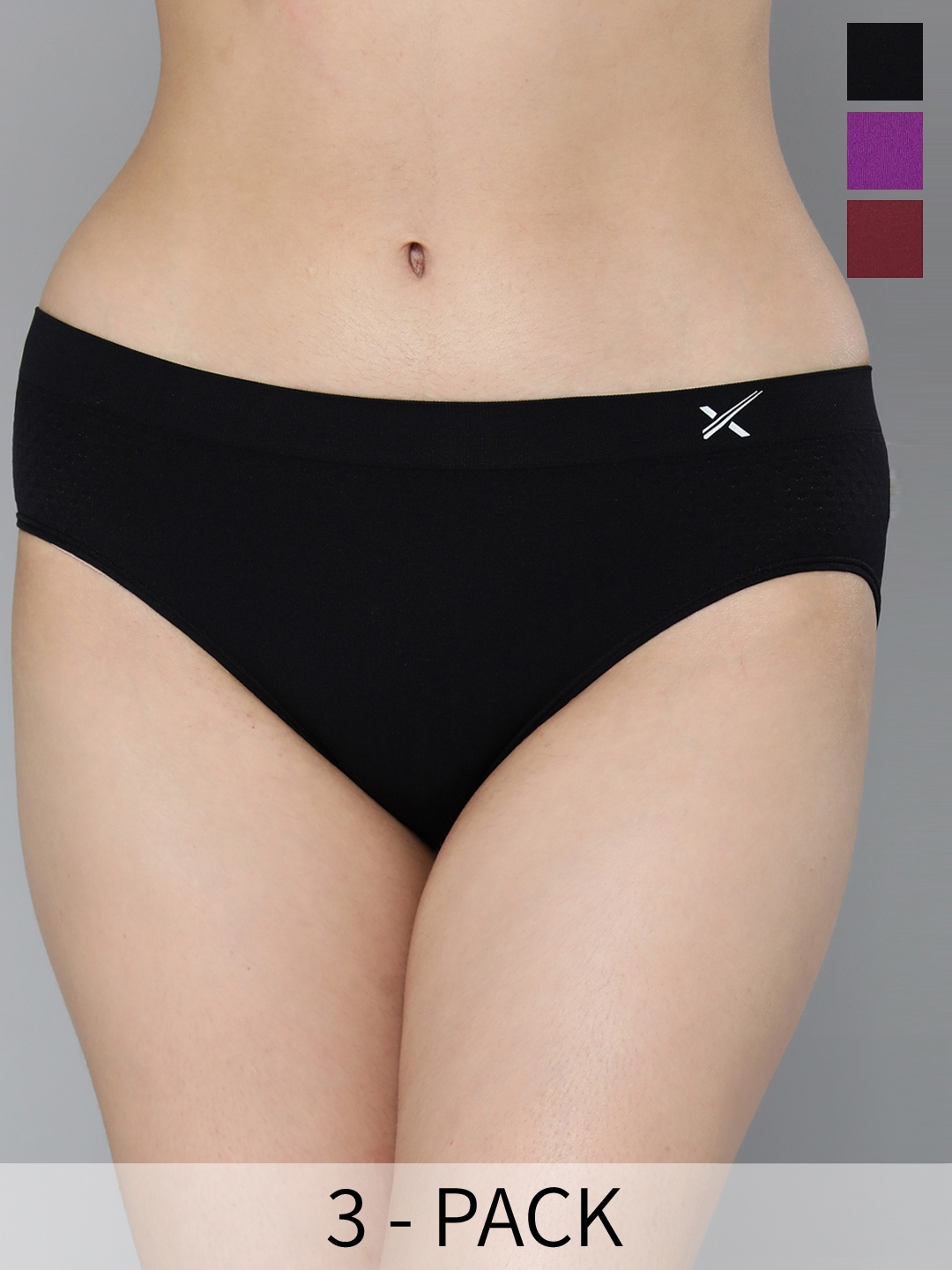 

HRX by Hrithik Roshan Women Pack of 3 Solid Mid-Rise Seamless Briefs, Black