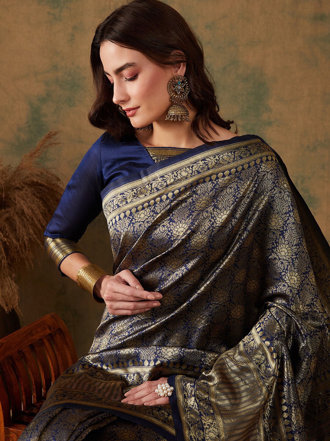 

Sangria Woven Design Zari Banarasi Saree, Navy blue