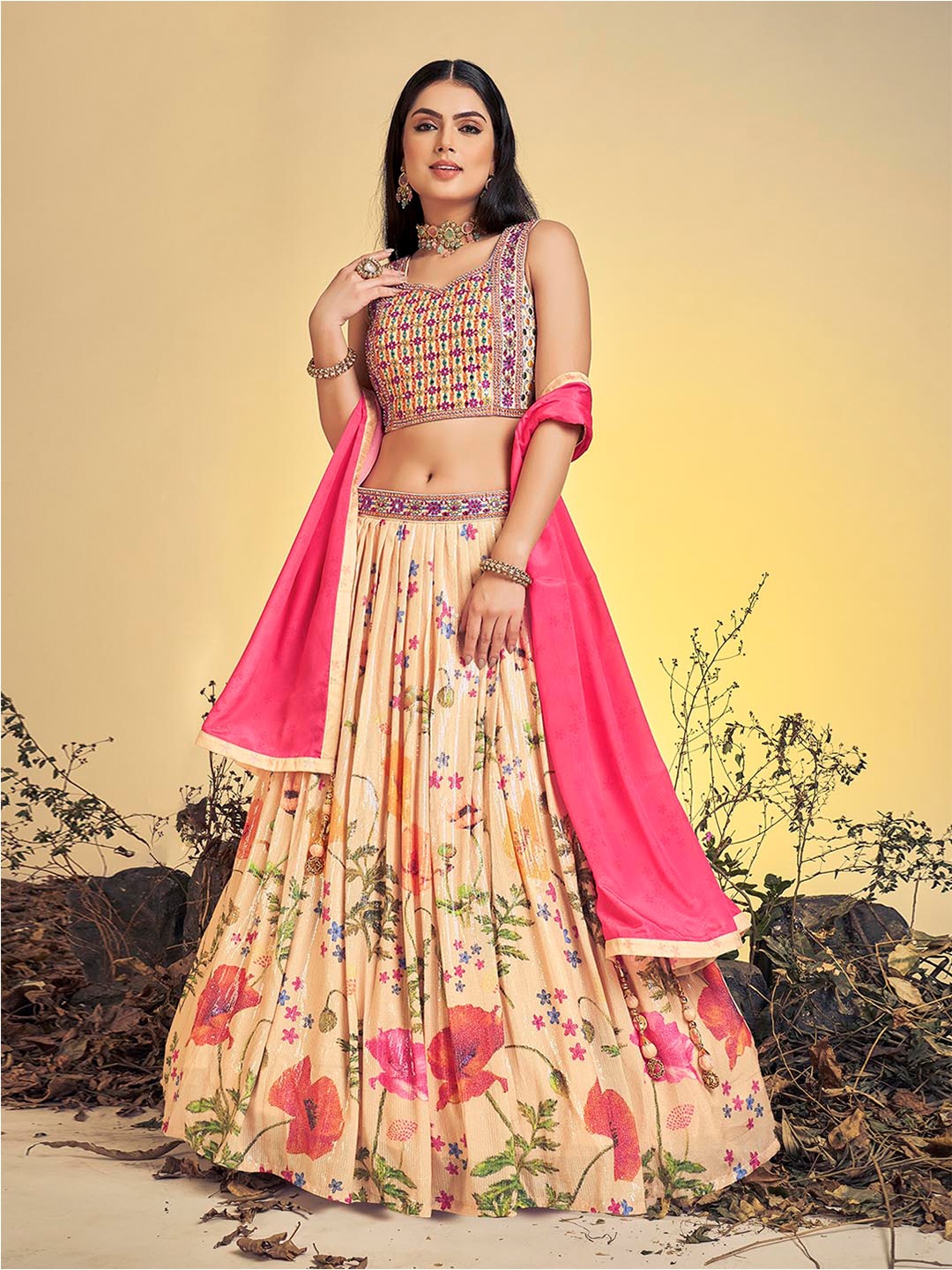 

Fusionic Embroidered Sweet Heart Neck Sleeveless Lehenga & Blouse With Dupatta, Peach