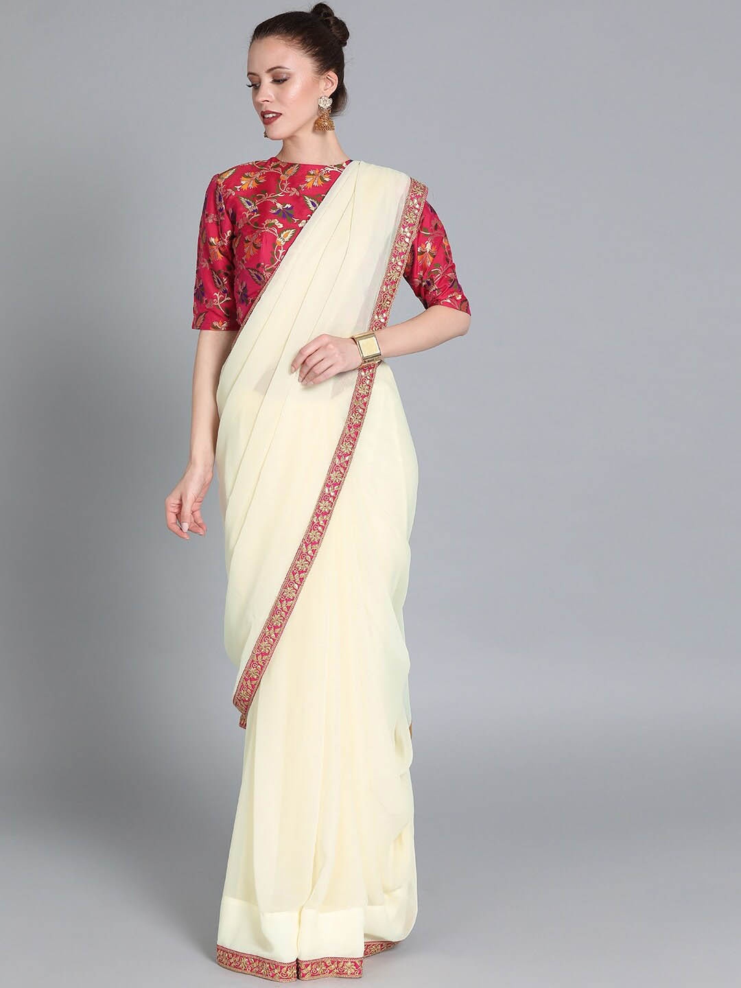 

Ethnovog Poly Georgette Saree With Embroidered Border, Red