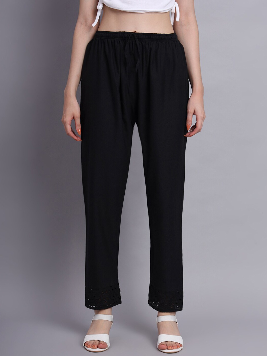

Vastraa Fusion Mid Rise Pure Cotton Straight Palazzo, Black