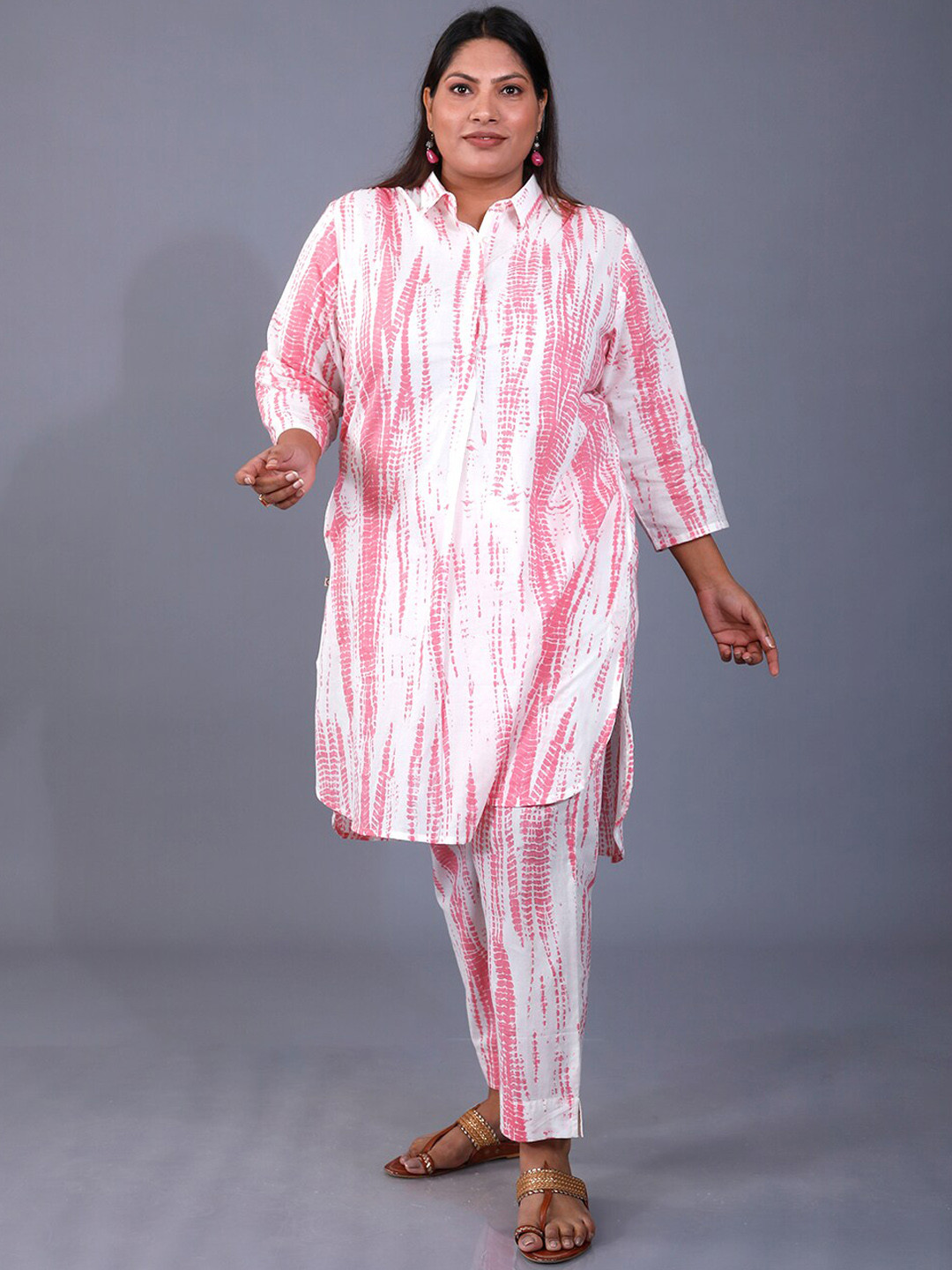 

Fabnest Curve Abstract Printed Shirt Collar Pure Cotton Kurta with Trousers, Pink