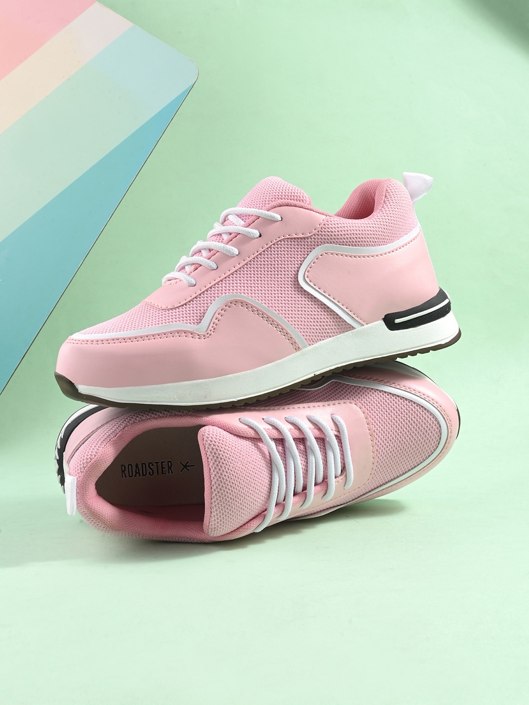 

The Roadster Lifestyle Co. Women Pink & White Textured Lightweight Sneakers