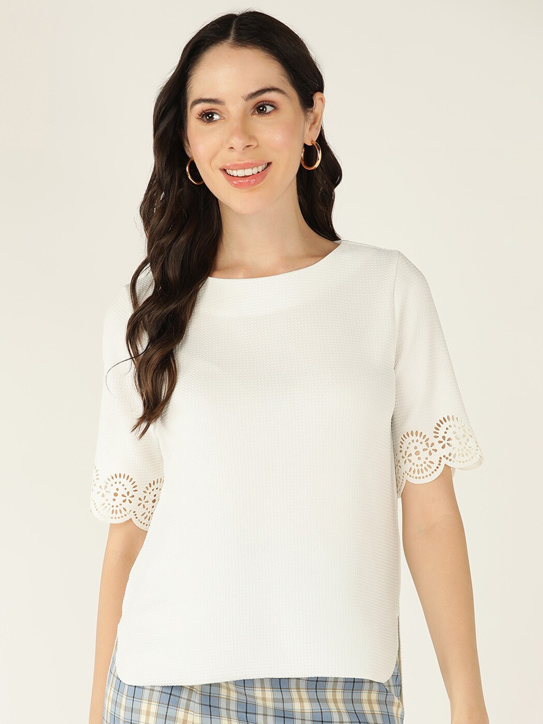 

Mast & Harbour White Round Neck High Low Top