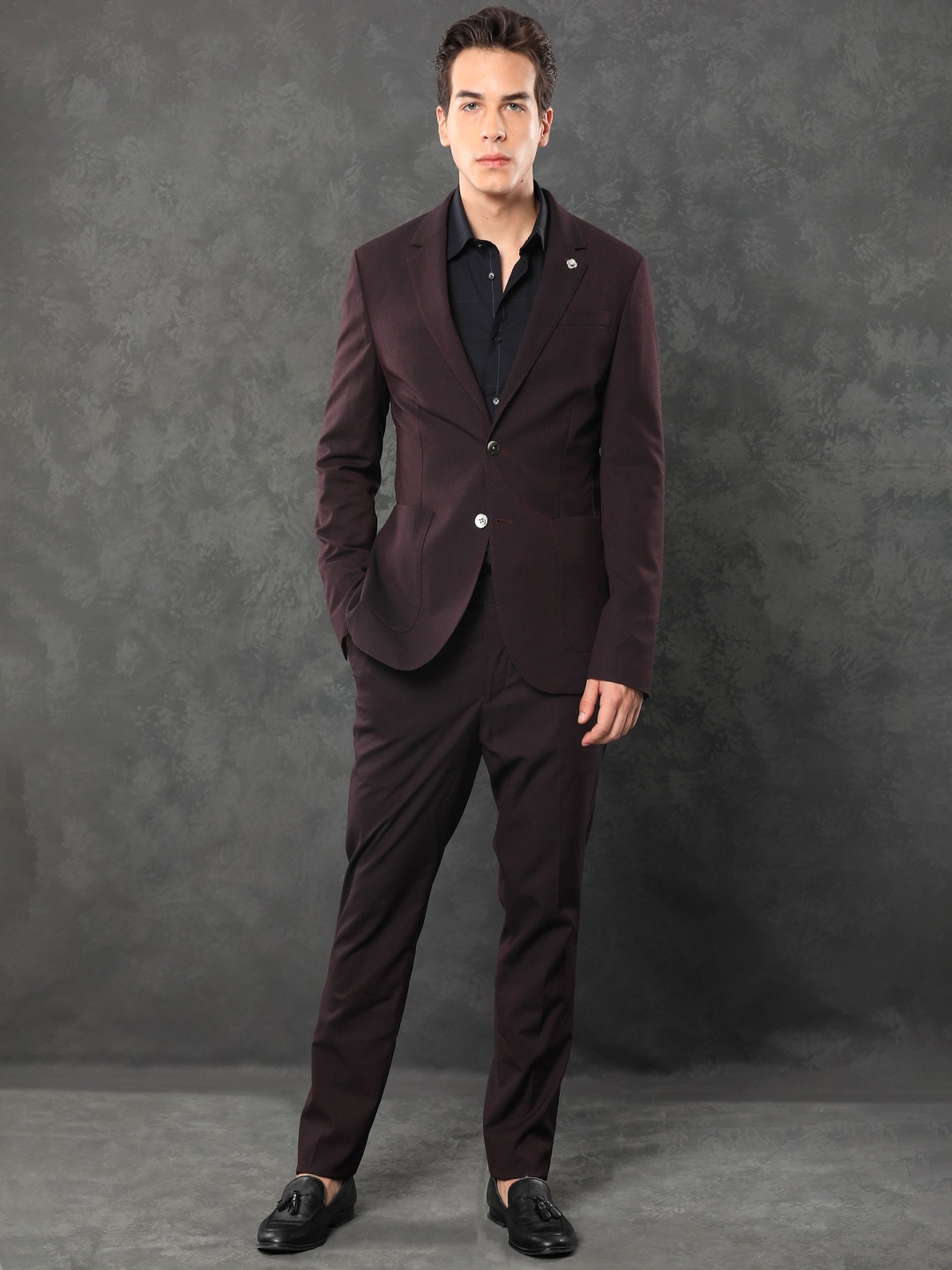 

RARE RABBIT Men Single-Breasted Slim-Fit Two-Piece Suit, Maroon