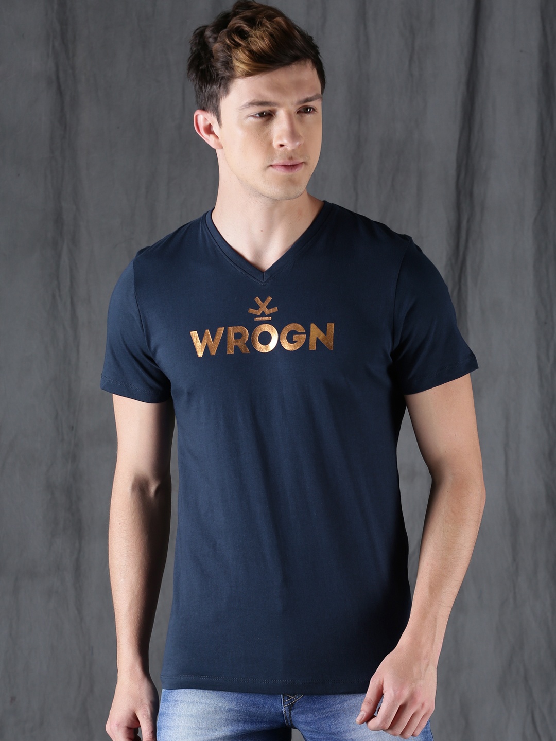 

WROGN Men Navy Blue Printed V-Neck Pure Cotton T-shirt