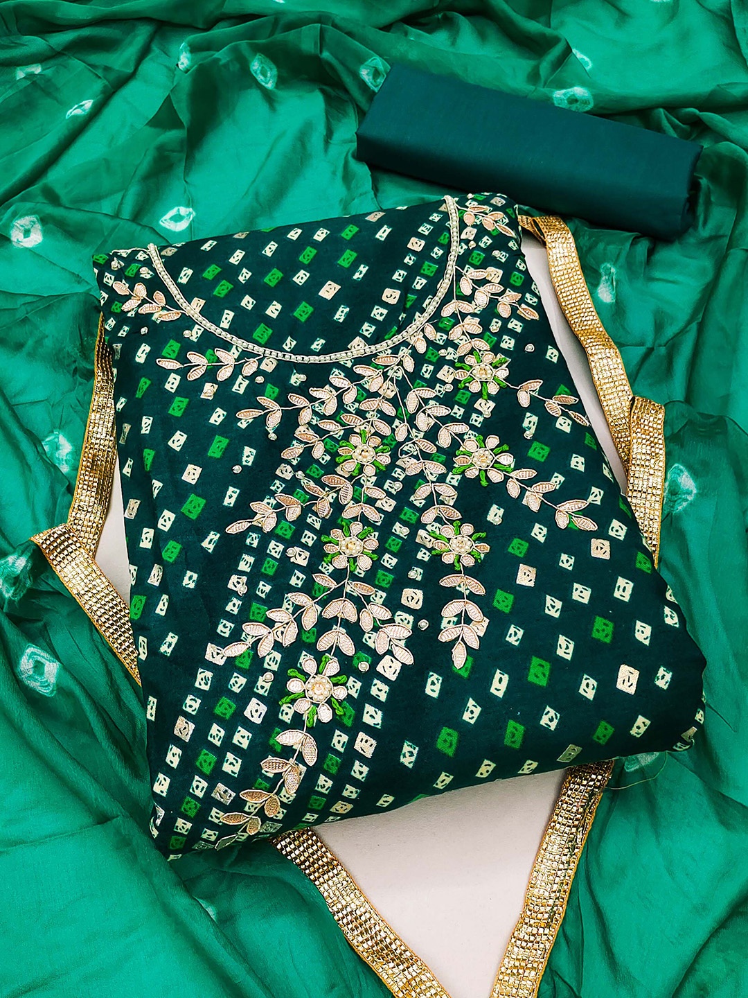 

SHADOW & SAINING Geometric Embellished Unstitched Dress Material, Green