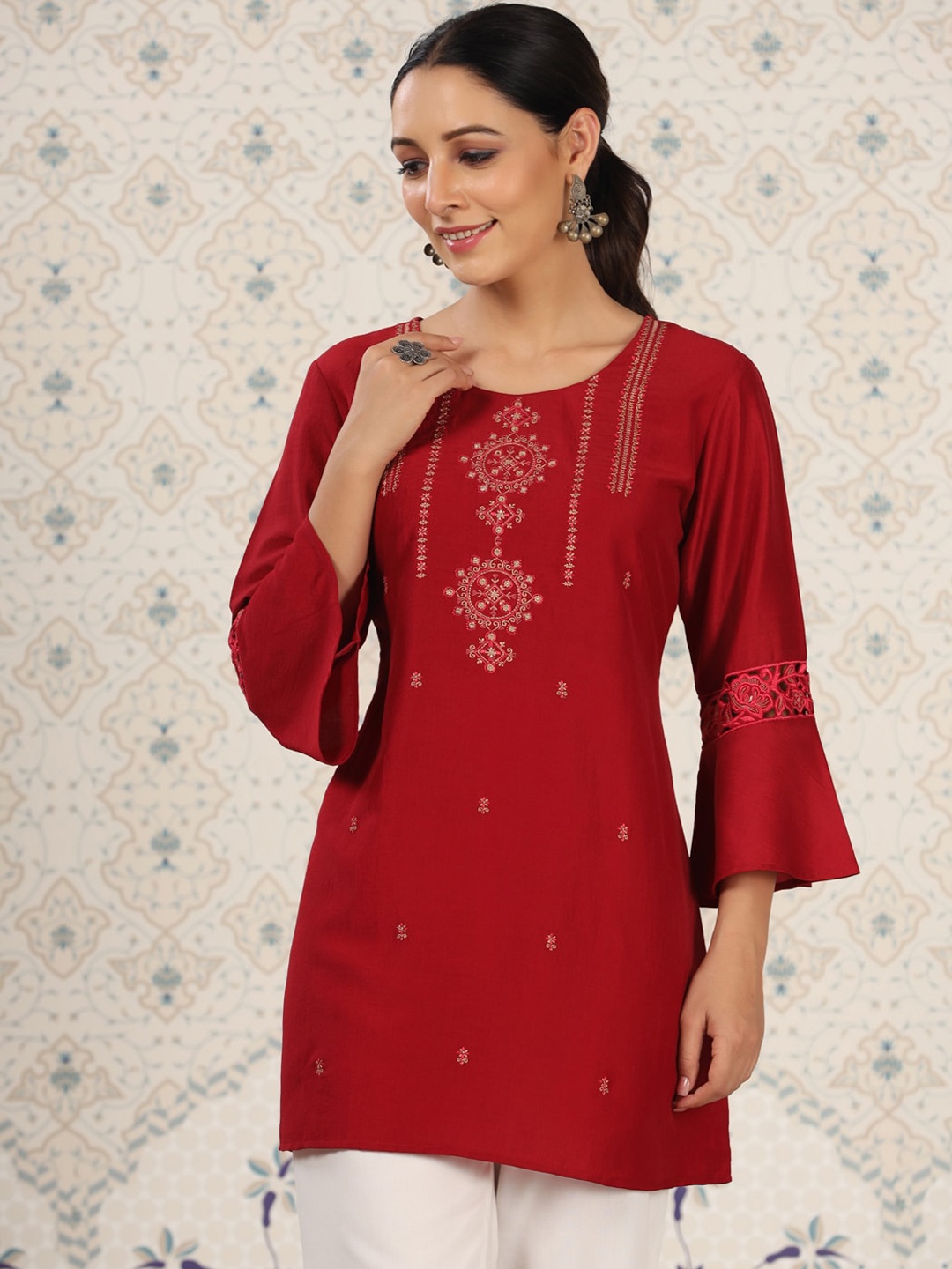 

Ode by House of Pataudi Ethnic Motifs Embroidered Bell Sleeves A-Line kurti, Red