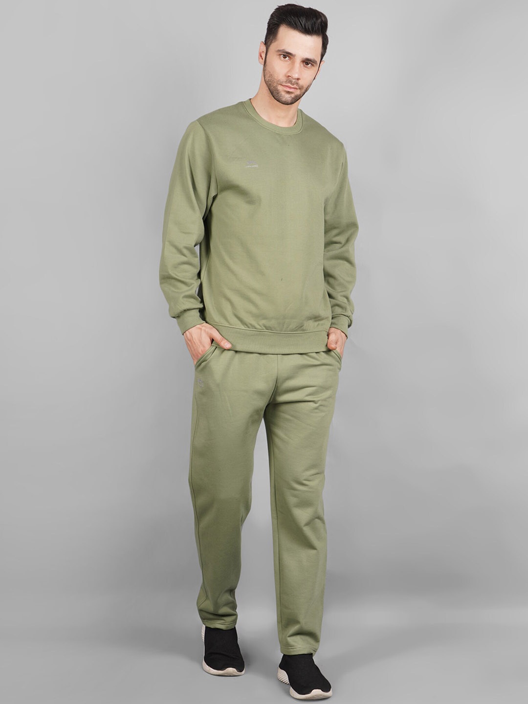 

Shiv Naresh Round Neck Tracksuit, Olive