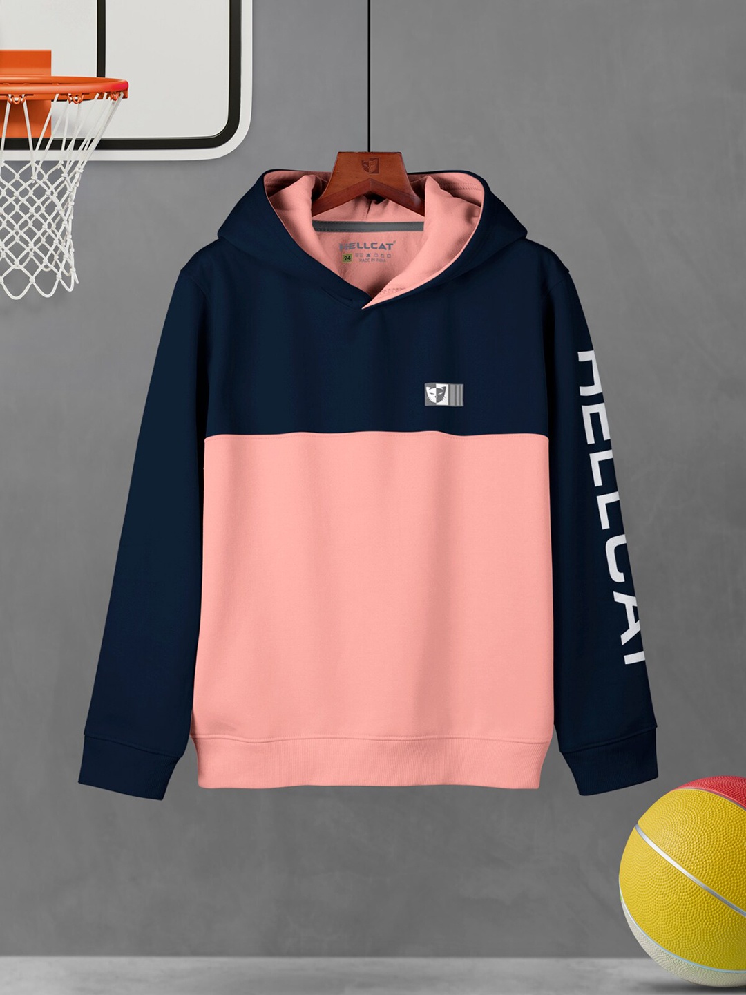 

HELLCAT Boys Colourblocked Hooded Cotton Pullover, Peach