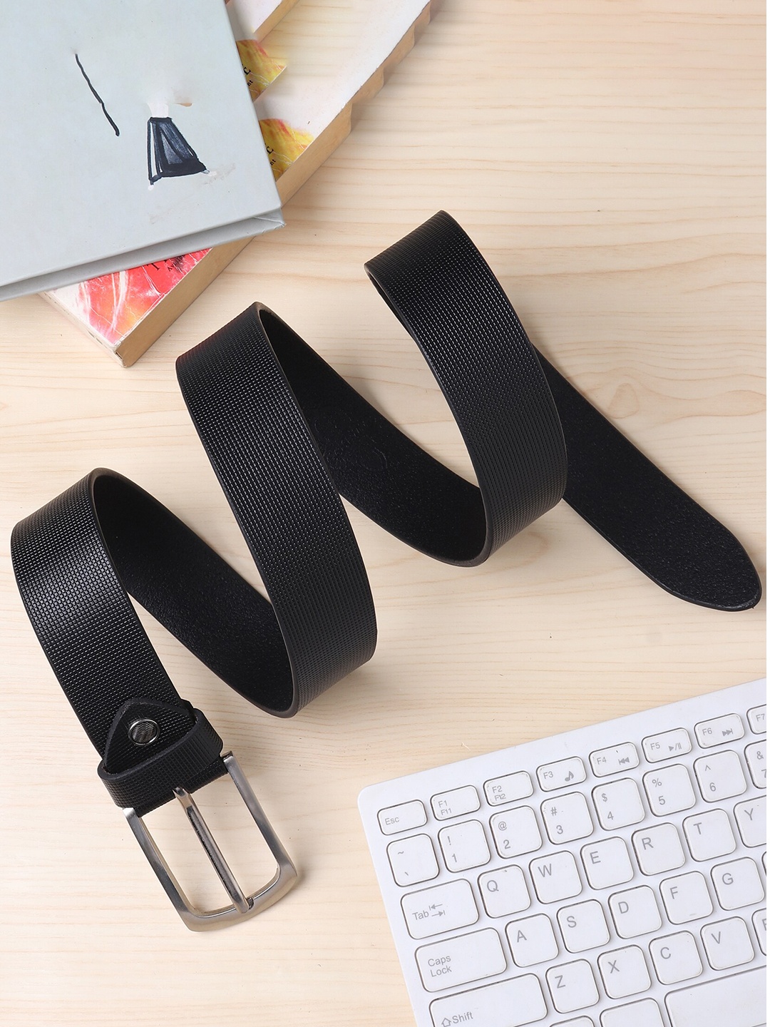 

The Roadster Lifestyle Co. Men Genuine Leather Formal Belts, Black