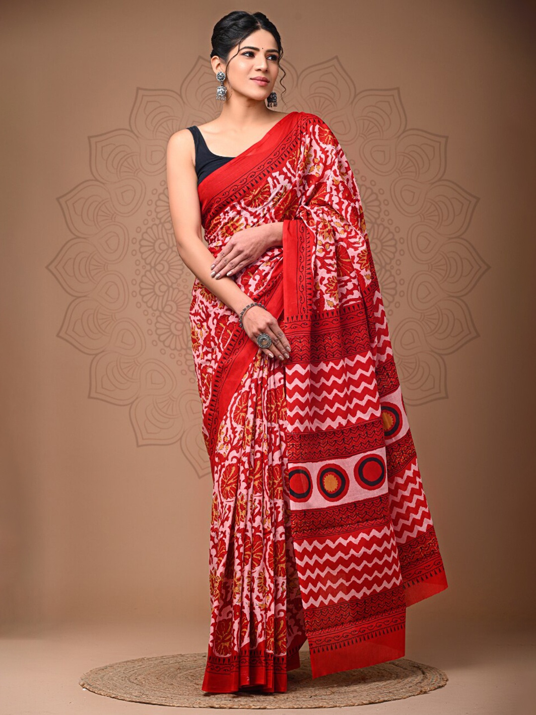 

BUTA BUTI Abstract Printed Pure Cotton Saree, Red