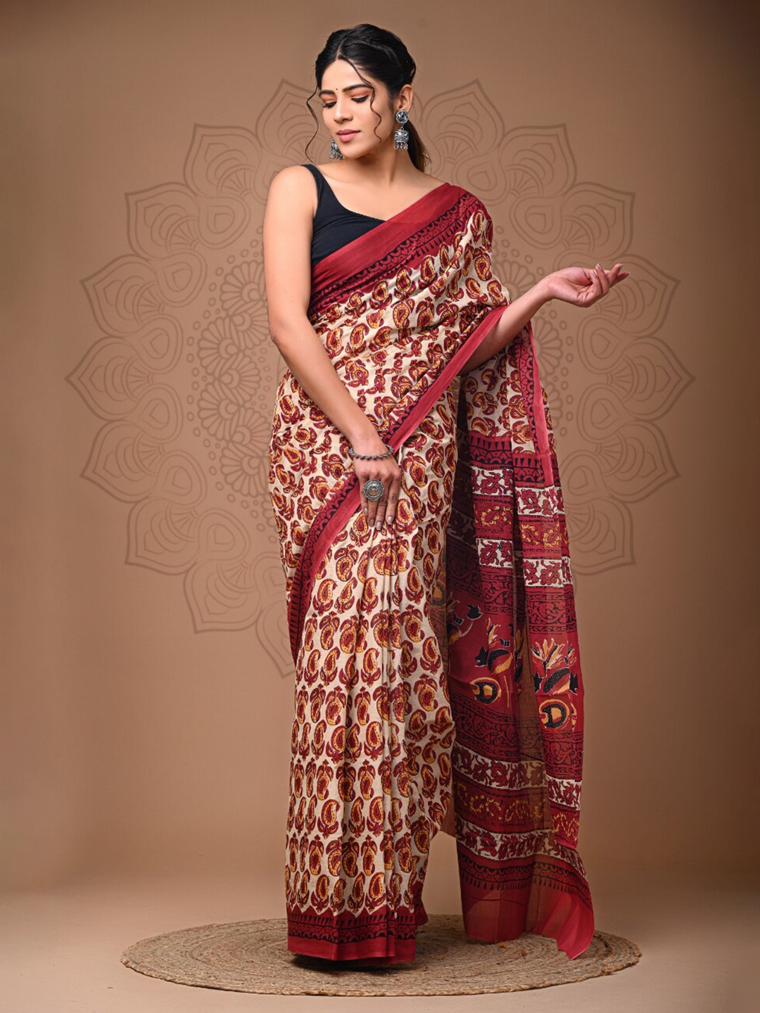 

BUTA BUTI Paisley Printed Pure Cotton Saree, Red