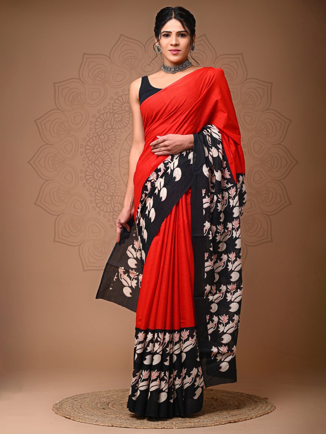 

BUTA BUTI Floral Printed Pure Cotton Saree, Red