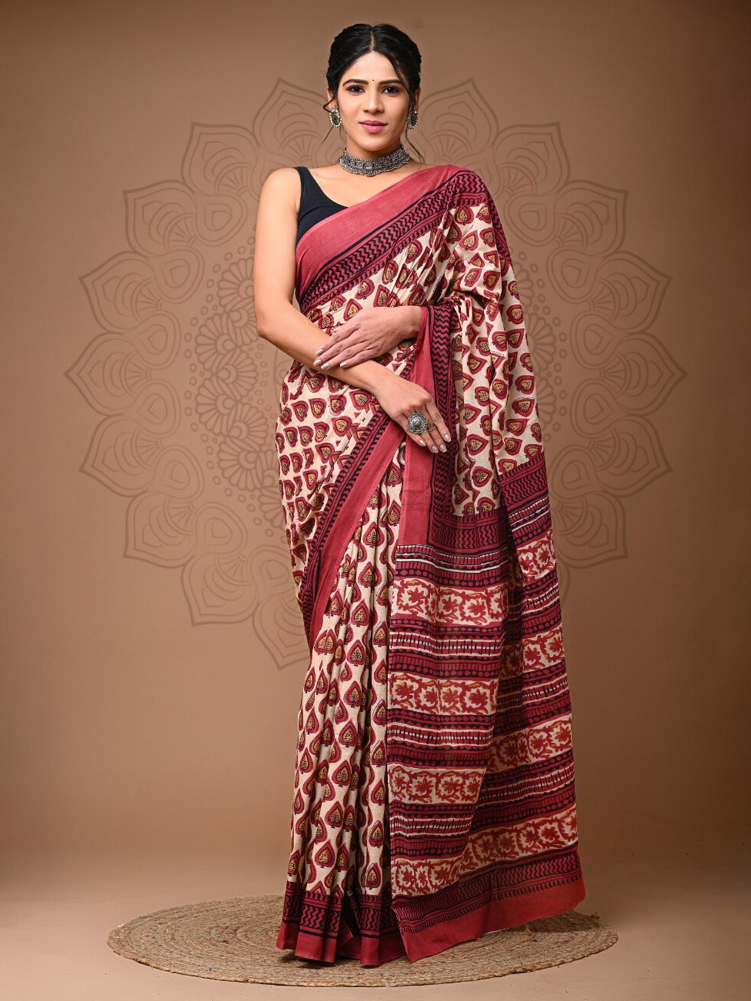 

BUTA BUTI Ethnic Motifs Printed Pure Cotton Saree, Red