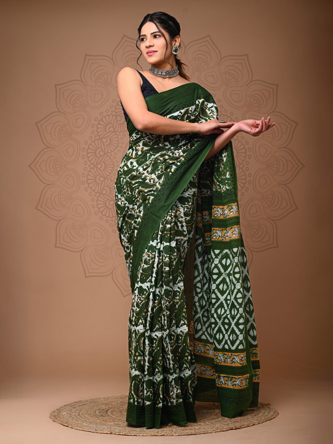 

BUTA BUTI Paisley Printed Pure Cotton Saree, Green