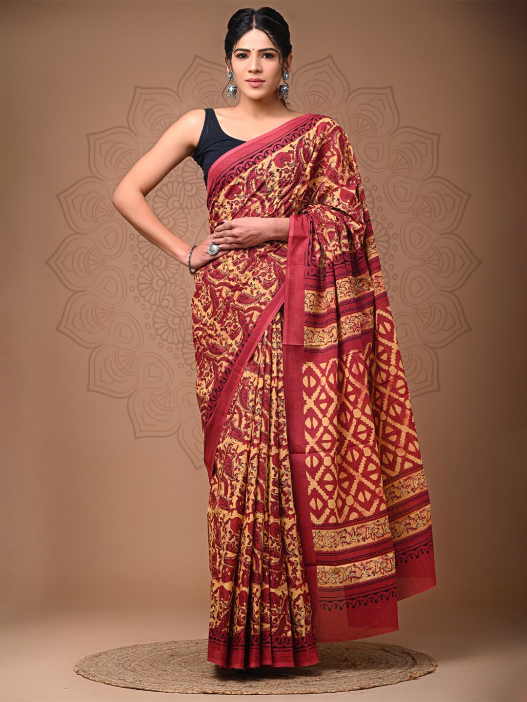 

BUTA BUTI Floral Printed Pure Cotton Saree, Yellow