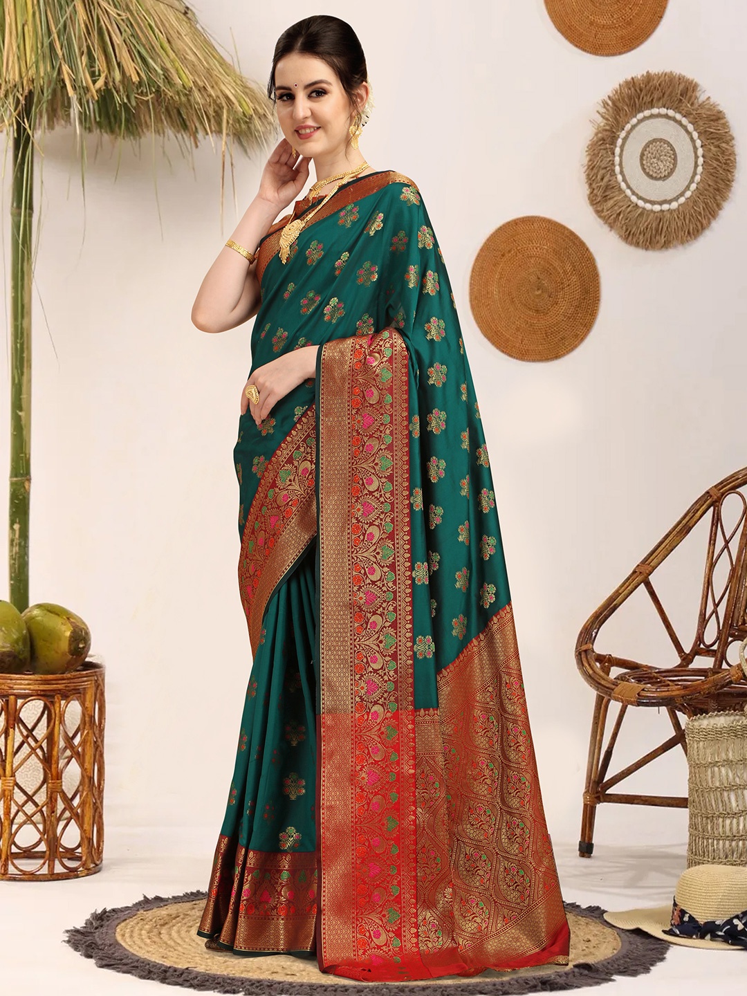 

KALINI Ethnic Motifs Woven Design Zari Detail Banarasi Saree, Green