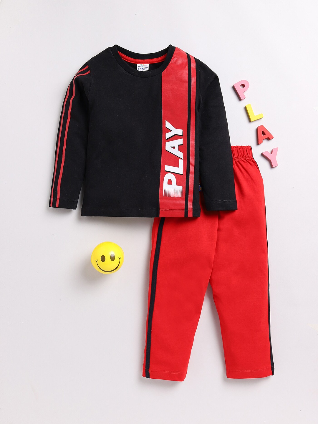 

Toonyport Kids Typography Printed Pure Cotton T-shirt With Trousers, Black