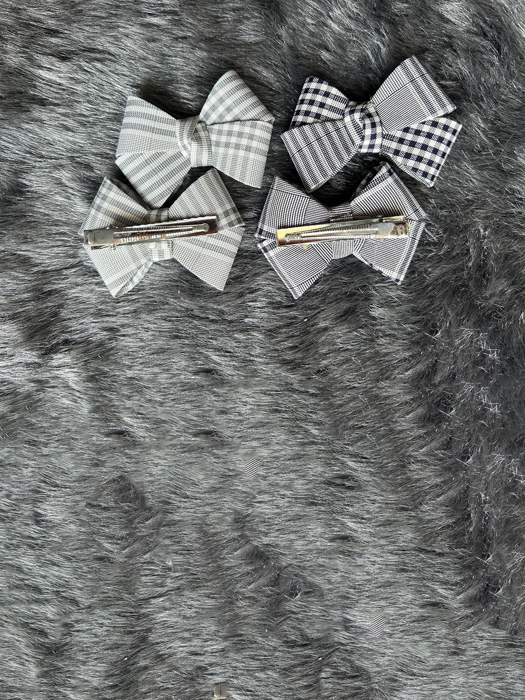 

LYTIX Girls Assorted Set of 4 Alligator Hair Clip
