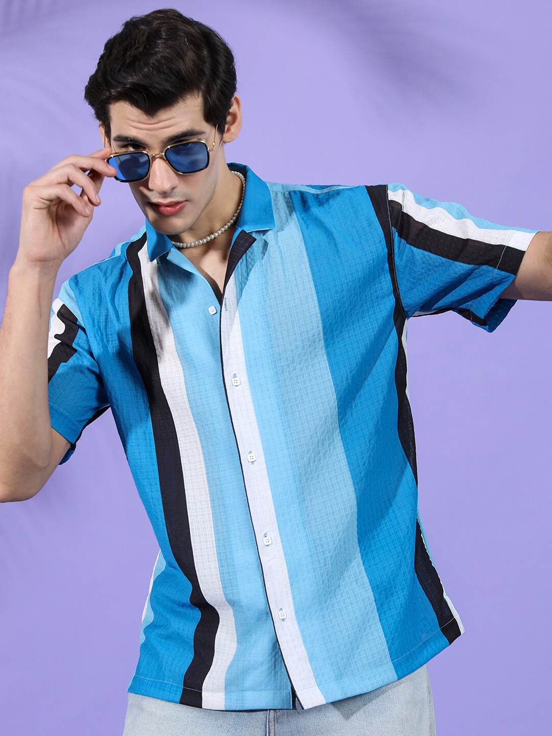 

The Indian Garage Co Men Relaxed Fit Striped Textured Resortwear Shirt, Blue