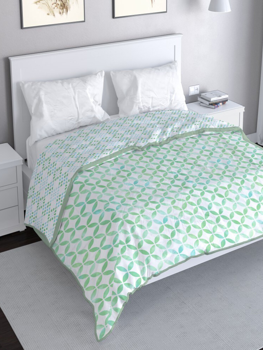 

MAYFAIR HOMES LONDON Green & White Geometric Cotton Mild Winter 150 GSM Double Bed Dohar