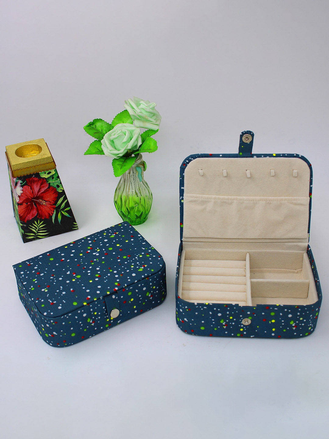 

atorakushon Blue Printed Square Jewellerry Organiser Box