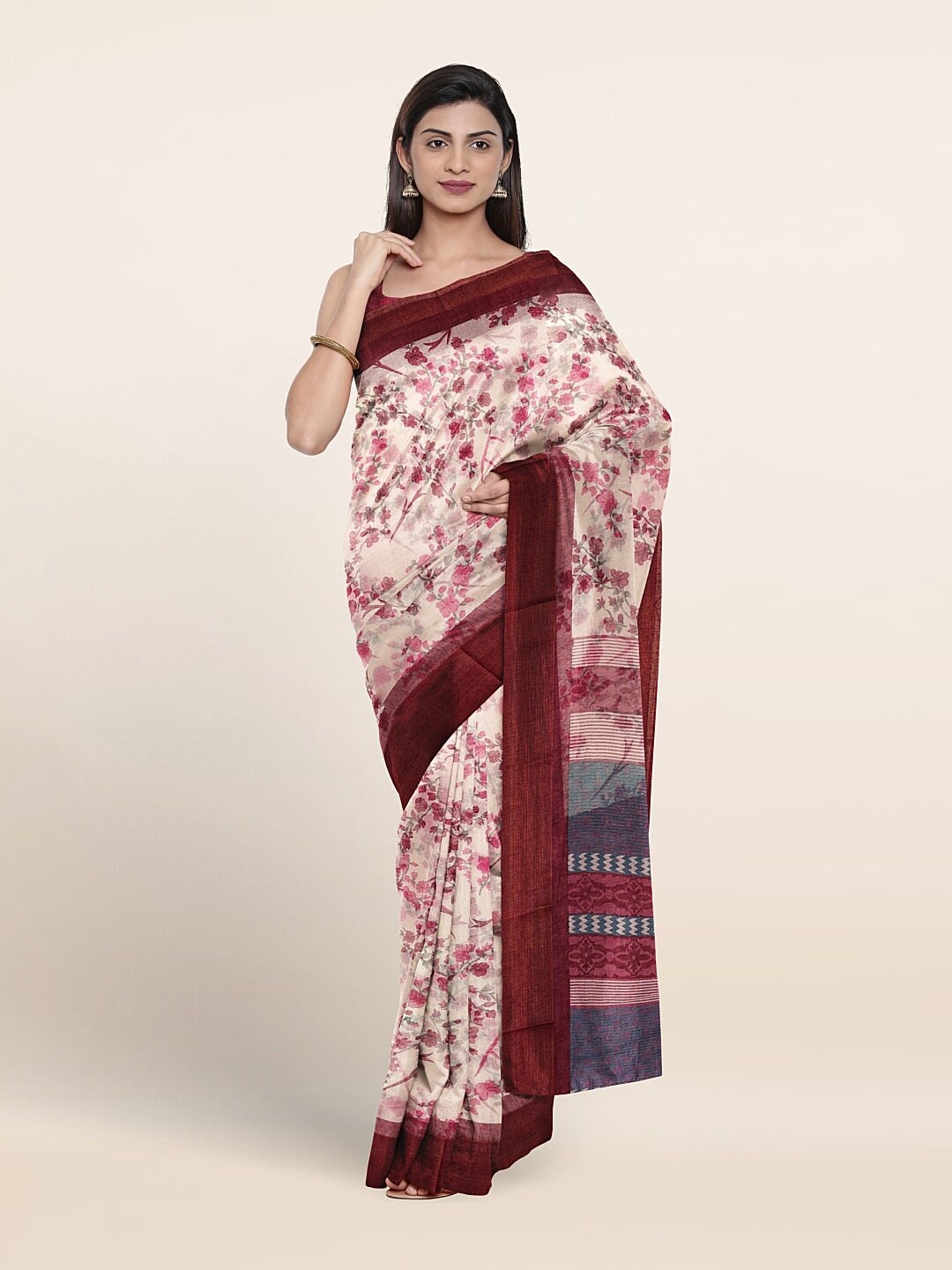 

Pothys Floral Printed Saree, Cream