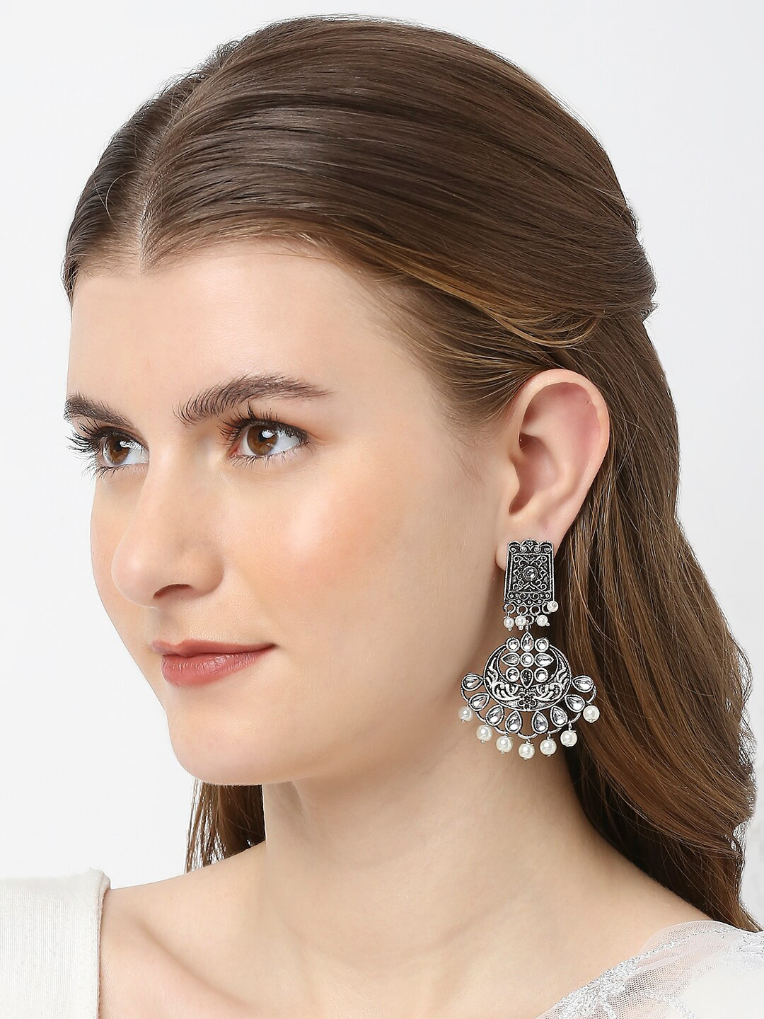 

OOMPH Oxidised Kundan Studded & Beads Floral Drop Earrings, Silver