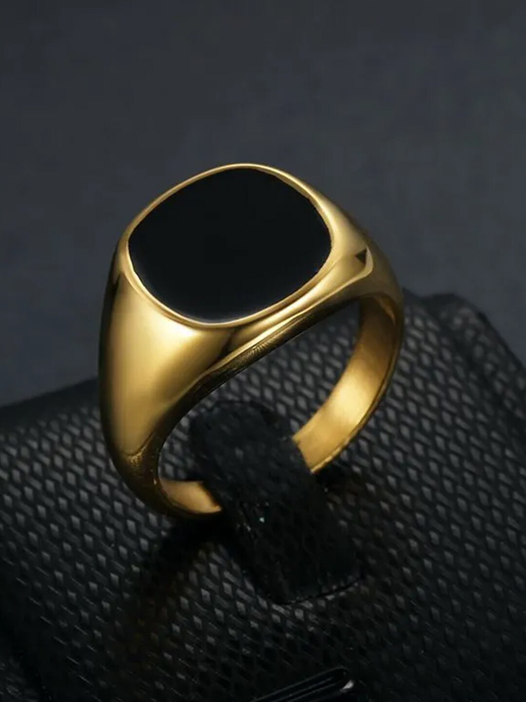 

OOMPH Men Gold-Plated Adjustable Finger Ring
