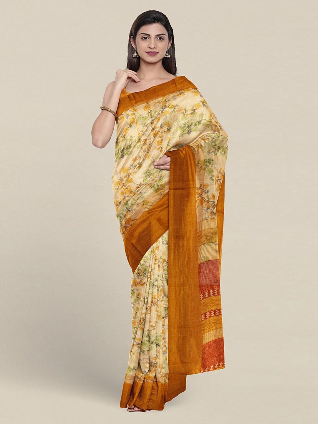 

Pothys Floral Printed Saree, Cream