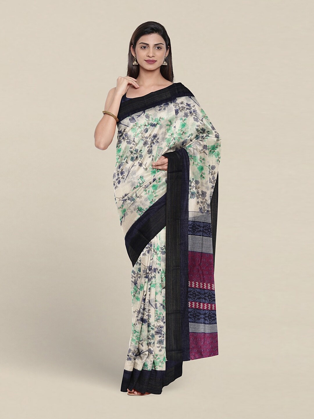 

Pothys Floral Printed Saree, Cream