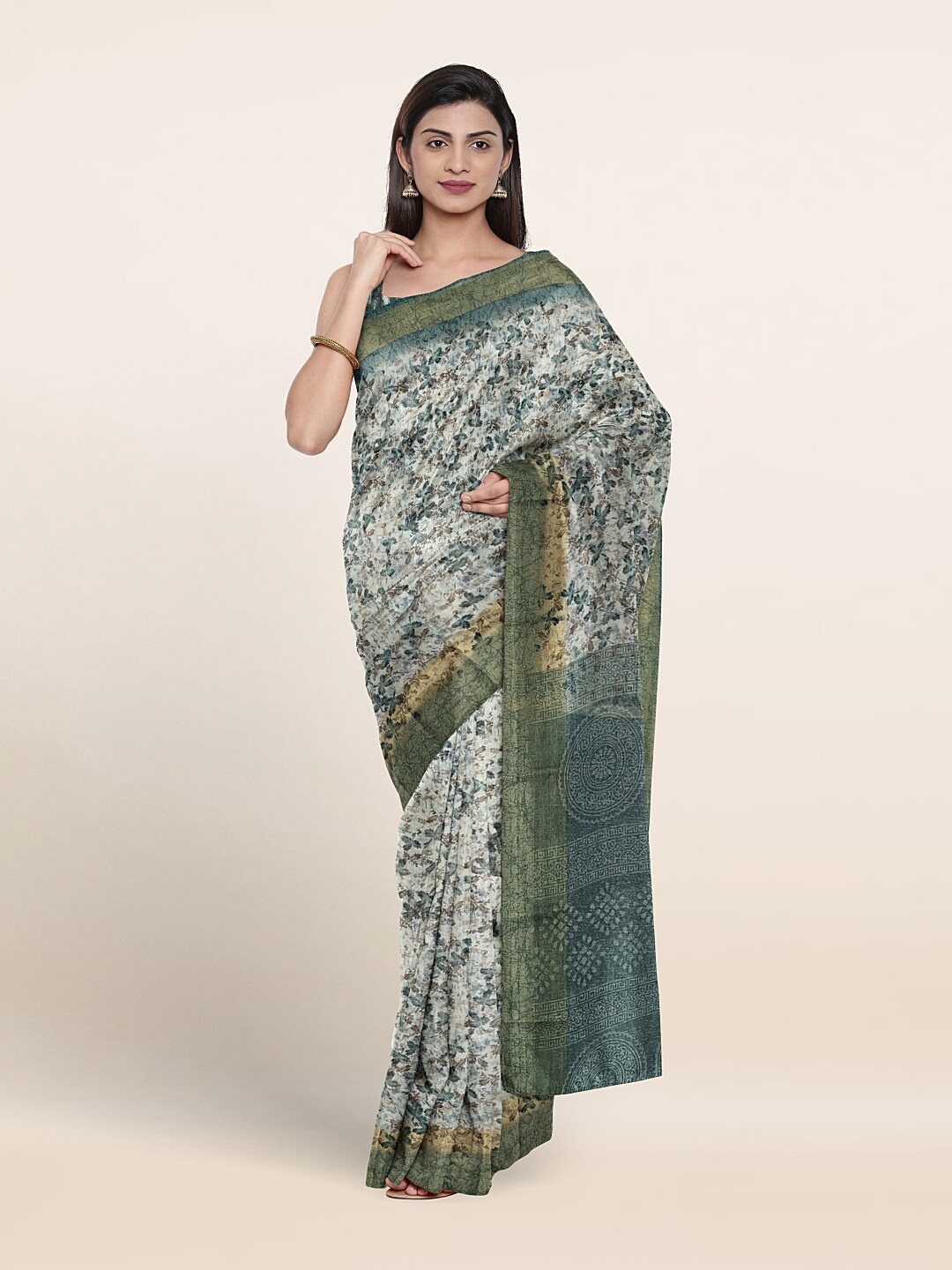 

Pothys Floral Printed Saree, Green