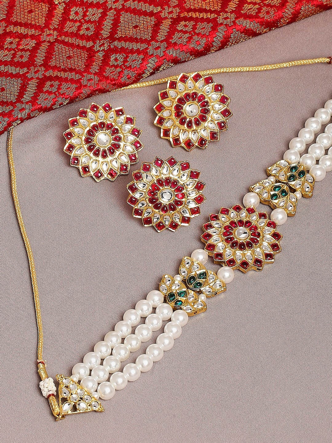 

OOMPH Kundan-Studded & Pearl Beaded Jadau Choker Choker Necklace & Earrings, Gold
